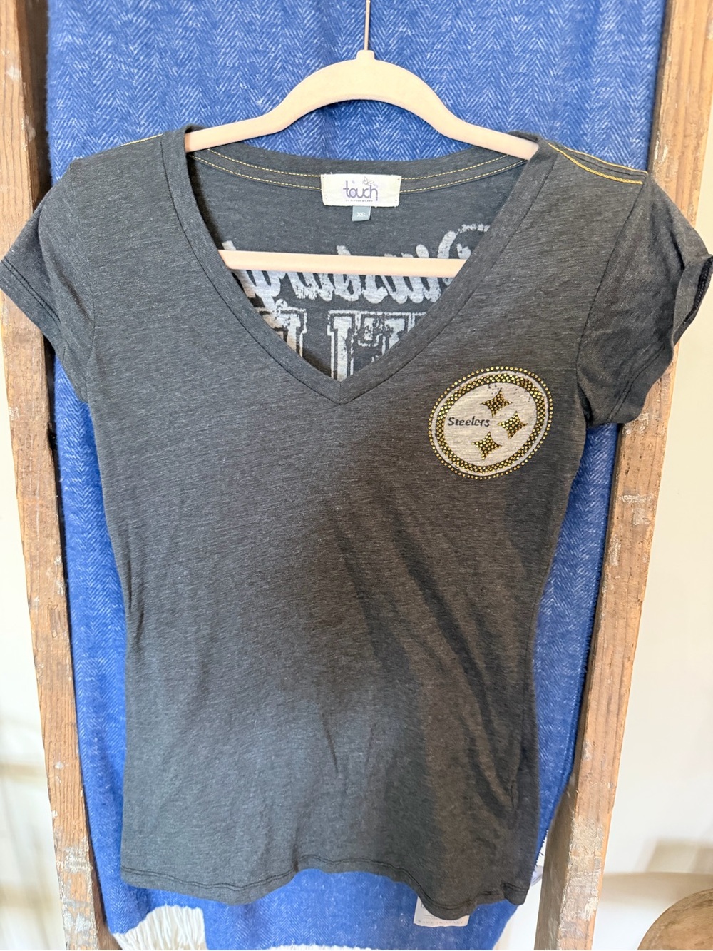Touch by Alyssa Milano Charcoal V-Neck Steelers Tee with Gold Accent